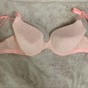 VS t-shirt bra